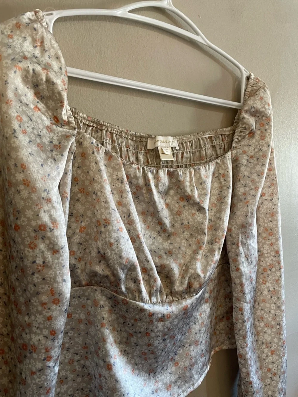 Monteau Los Angeles Cream Floral Smocked Square-Neck Blouse – Size XL EUC - Picture 4 of 16